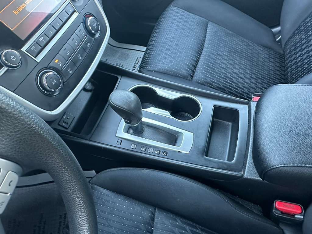 2016 Nissan Altima Image 18