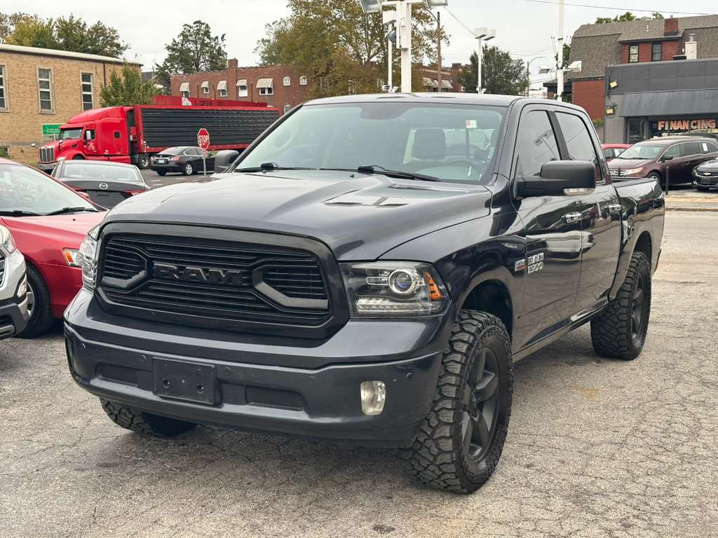 2015 RAM 1500 Image 3