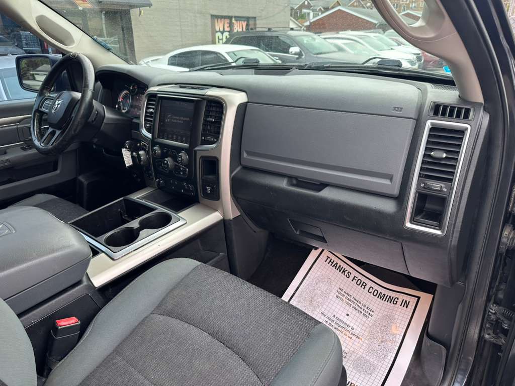 2015 RAM 1500 Image 13