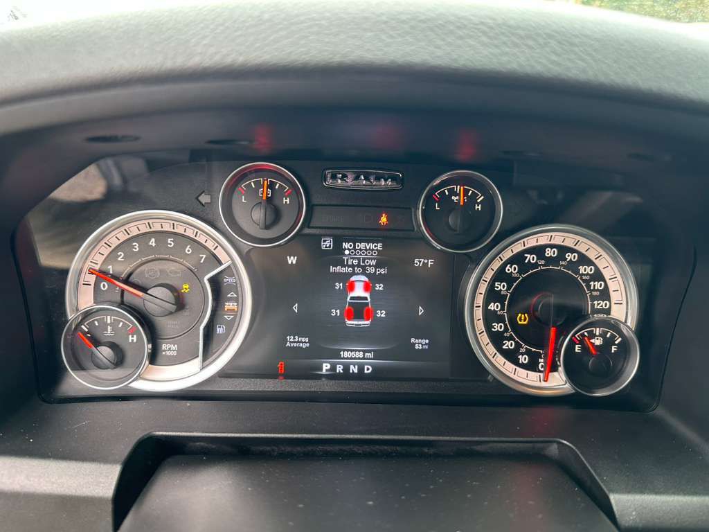 2015 RAM 1500 Image 15