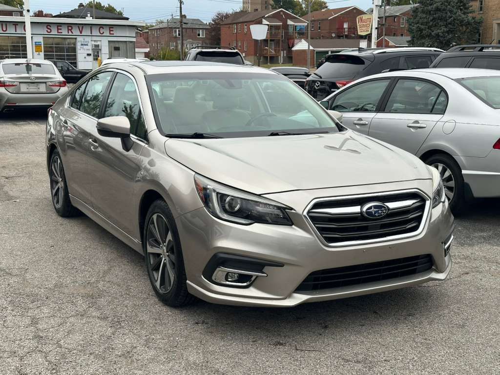 2019 Subaru Legacy Image 1
