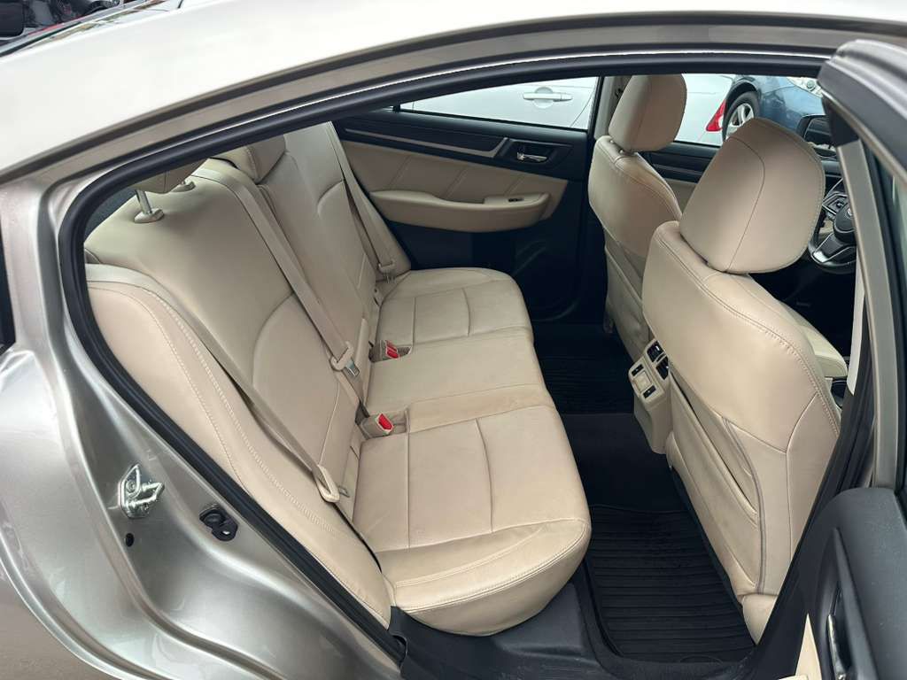 2019 Subaru Legacy Image 22