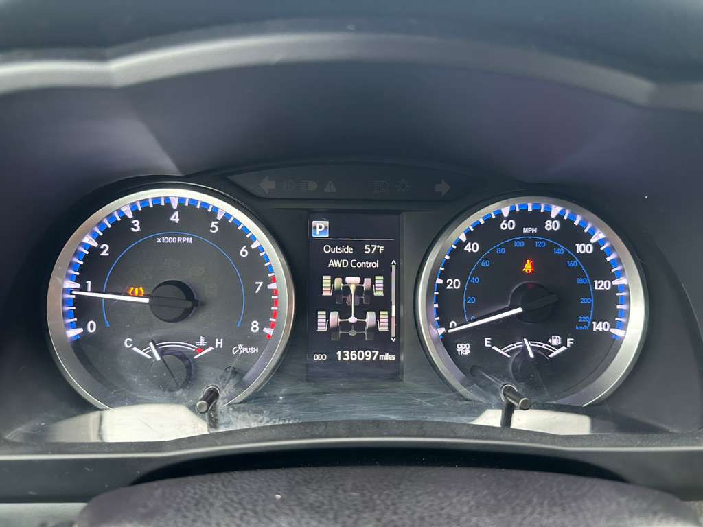 2017 Toyota Highlander Image 14