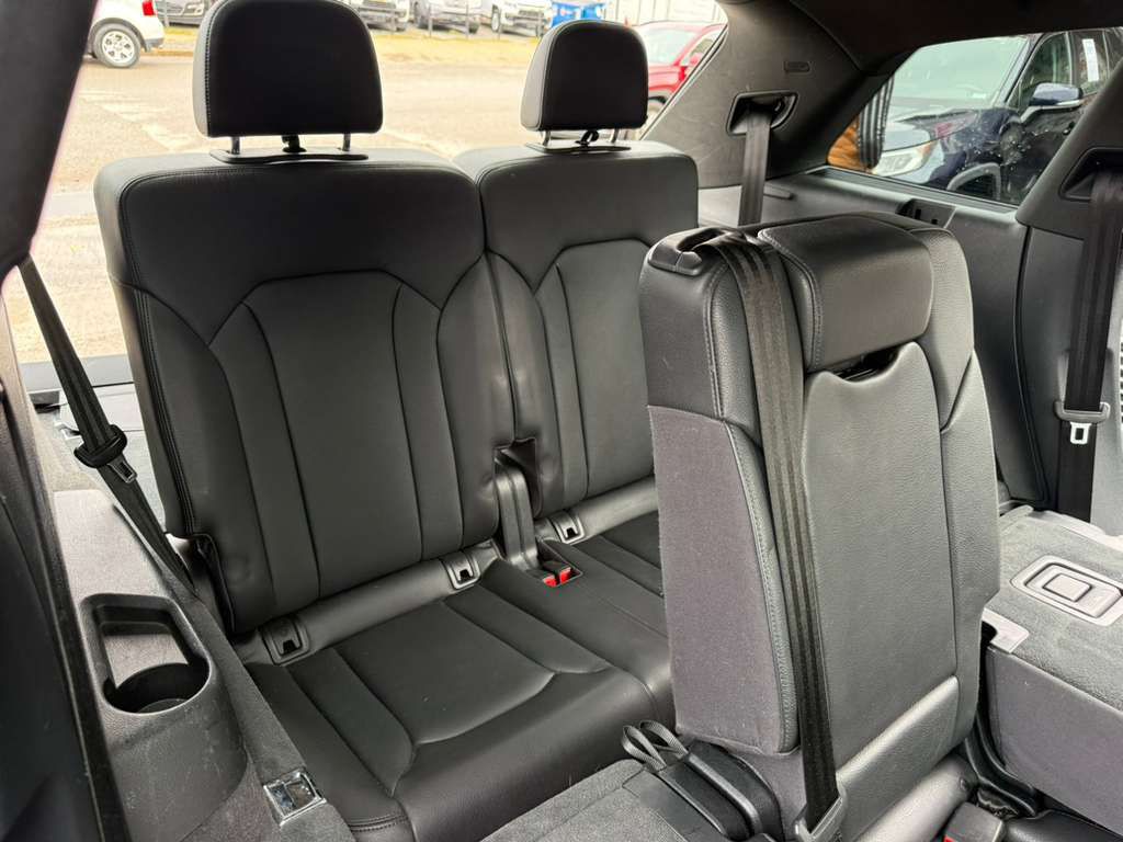 2017 Audi Q7 Image 22