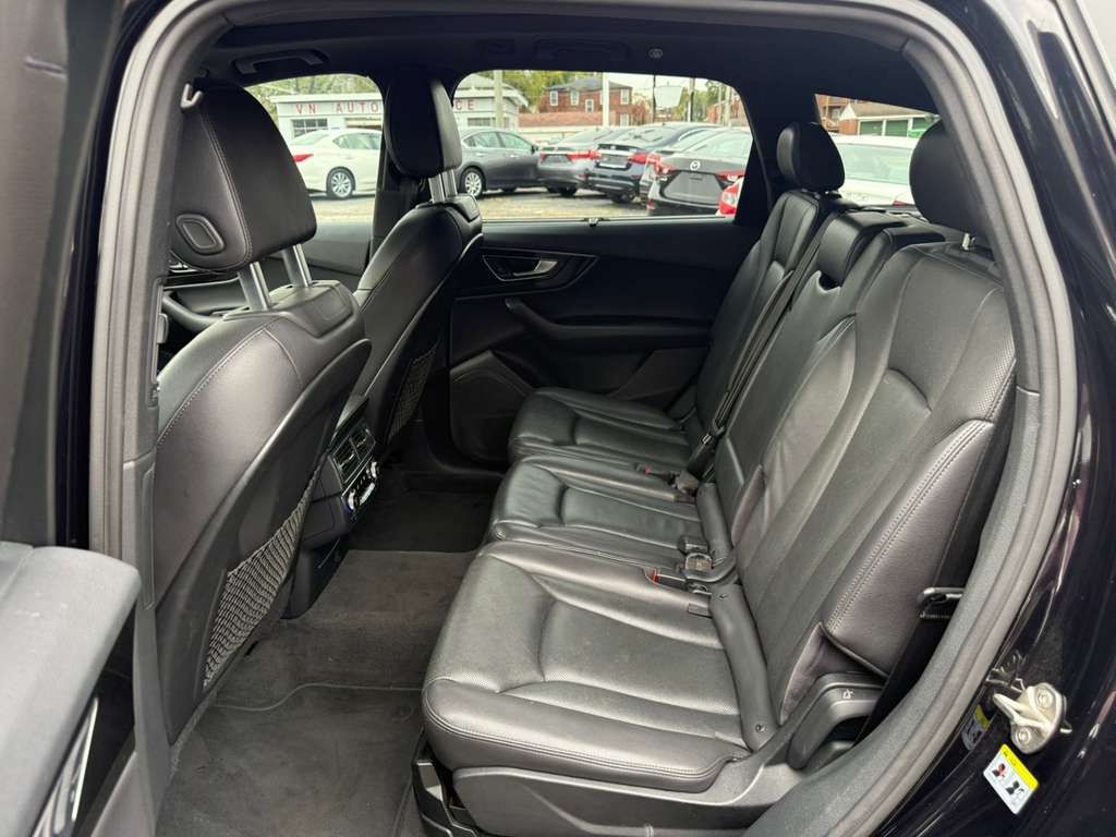 2017 Audi Q7 Image 23