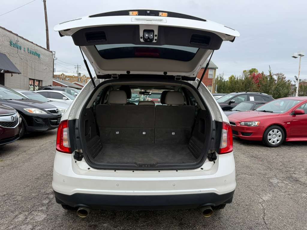 2014 Ford Edge Image 8