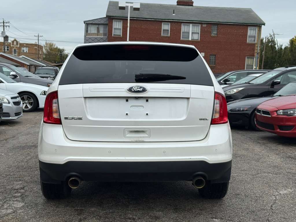 2014 Ford Edge Image 10