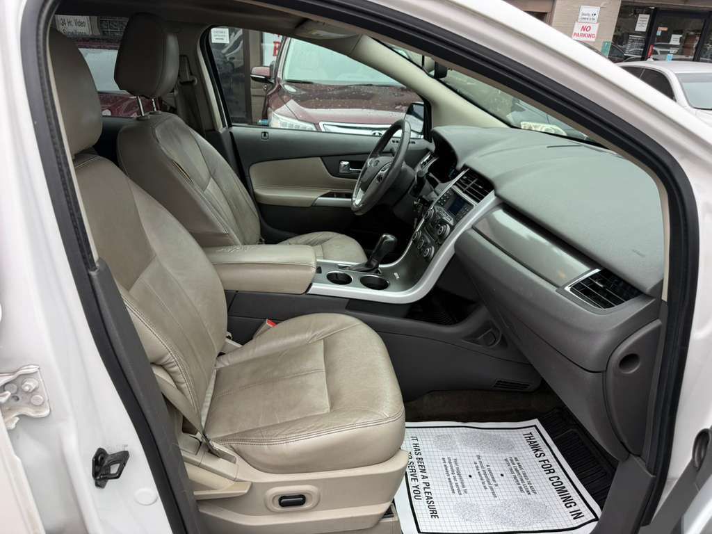 2014 Ford Edge Image 18