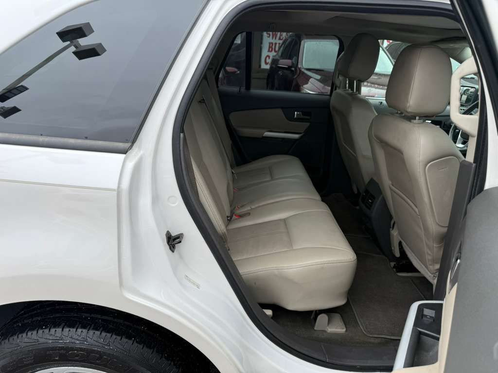 2014 Ford Edge Image 22