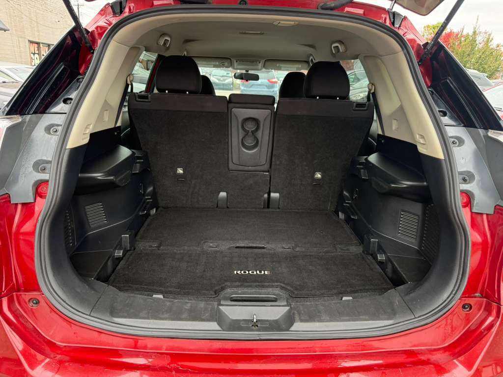 2016 Nissan Rogue Image 9
