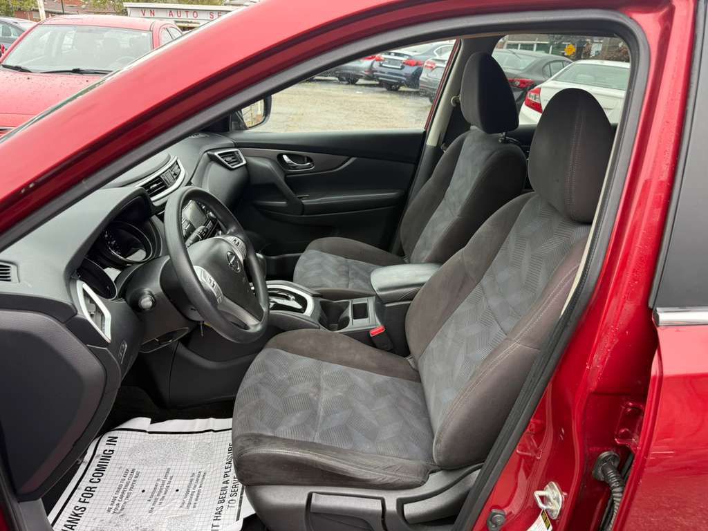 2016 Nissan Rogue Image 12