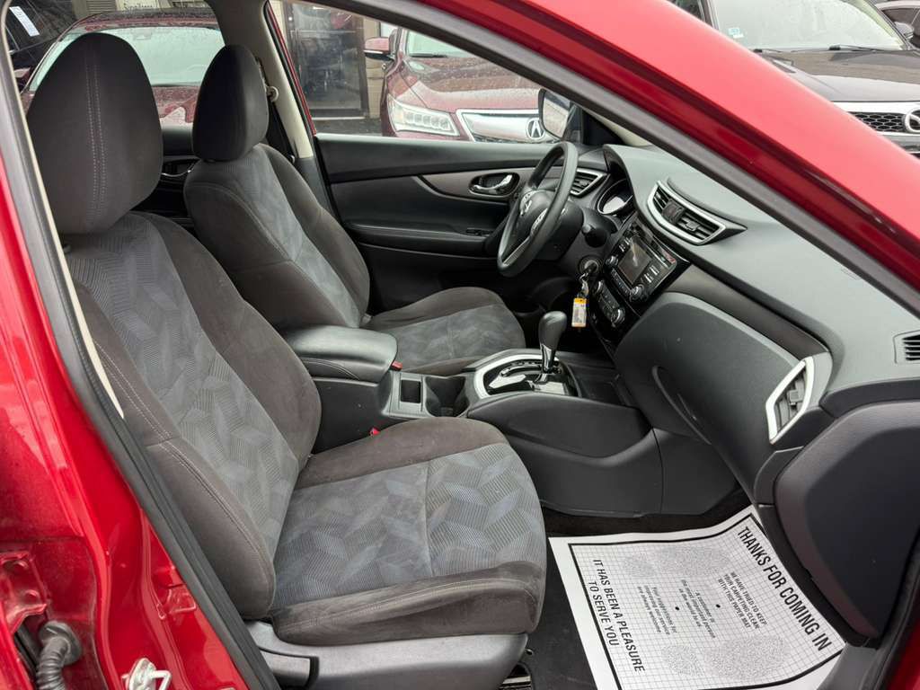 2016 Nissan Rogue Image 17