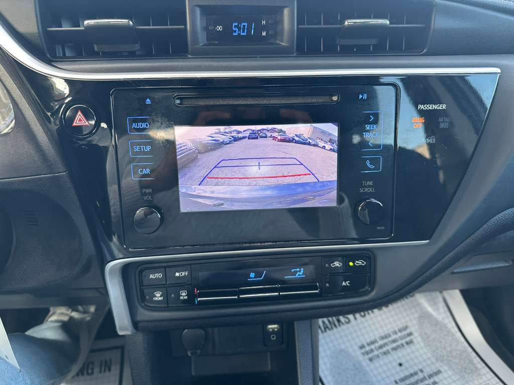 2017 Toyota Corolla Image 16