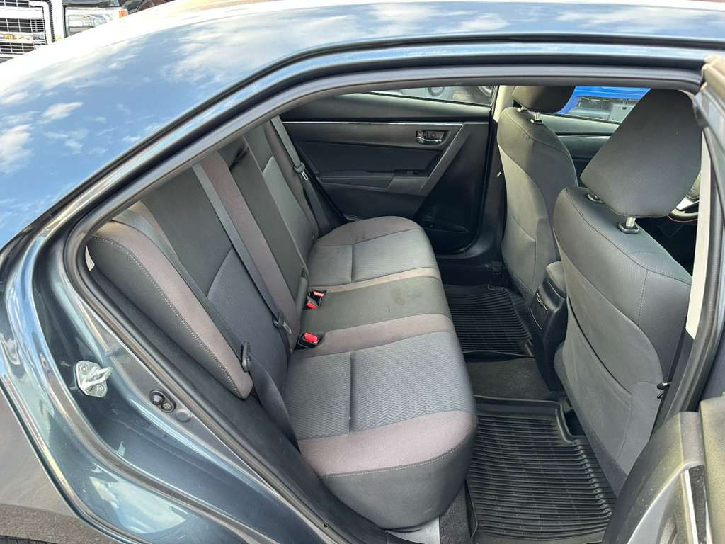 2017 Toyota Corolla Image 19