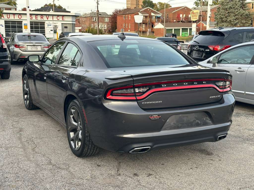 2016 Dodge Charger Image 7