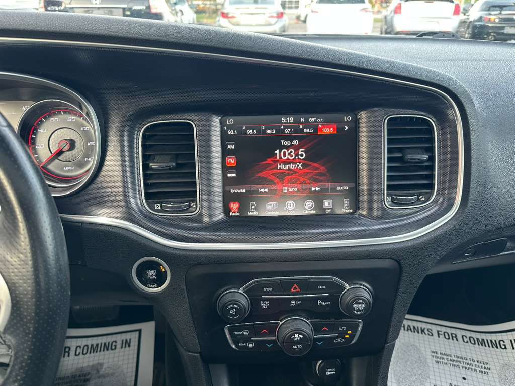 2016 Dodge Charger Image 15