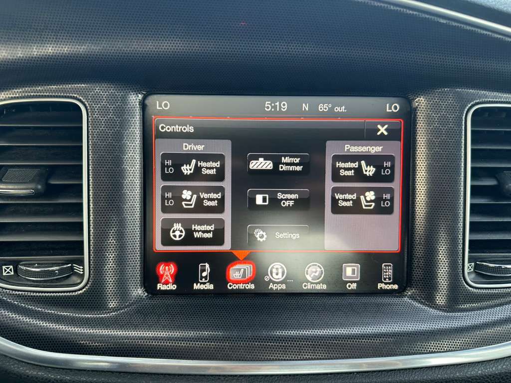 2016 Dodge Charger Image 16