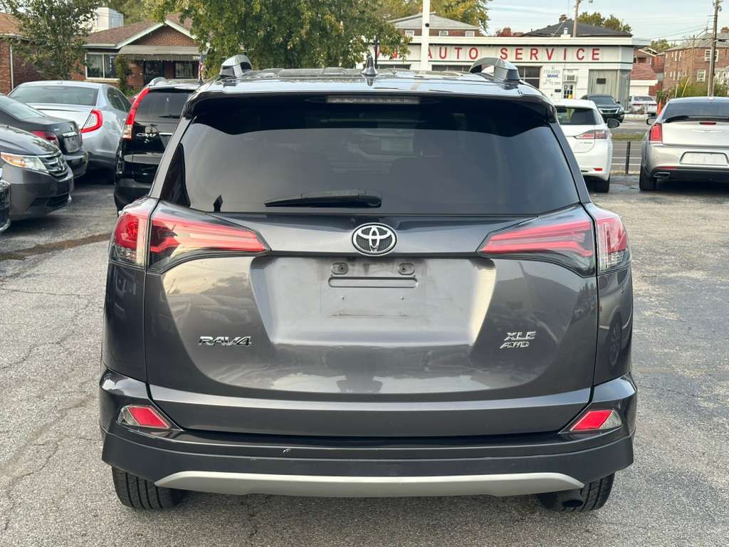2016 Toyota Rav4 Image 7