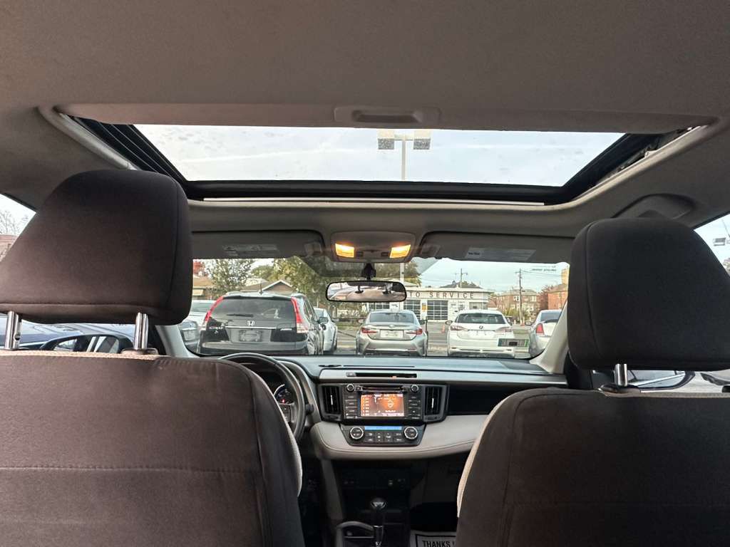 2016 Toyota Rav4 Image 19