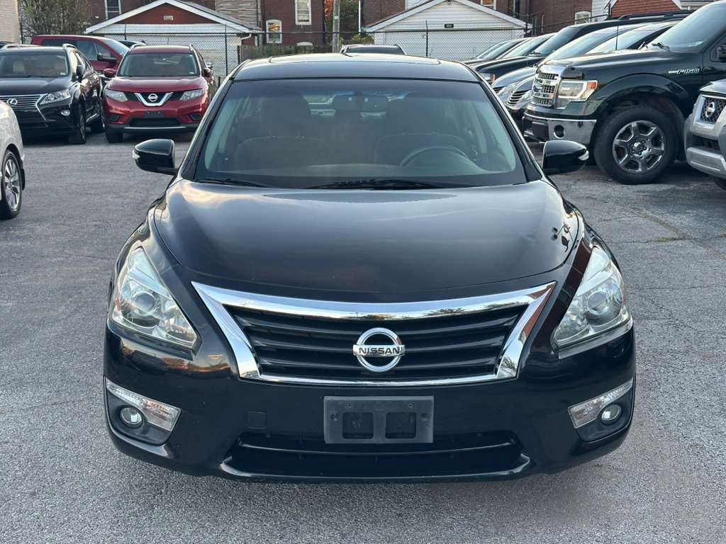 2014 Nissan Altima Image 2