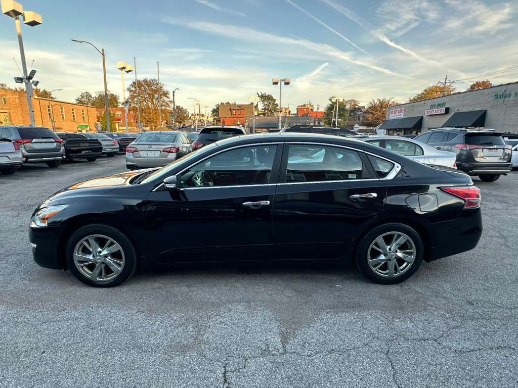 2014 Nissan Altima Image 5