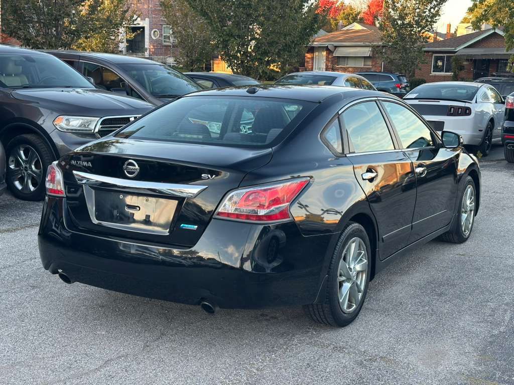 2014 Nissan Altima Image 7