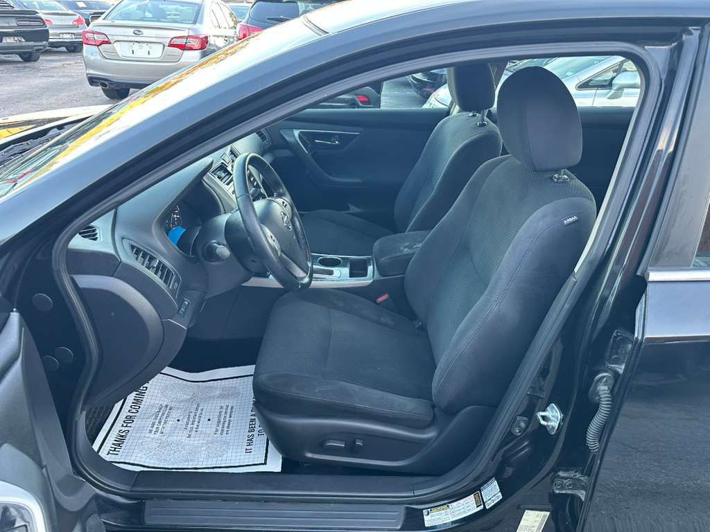 2014 Nissan Altima Image 10