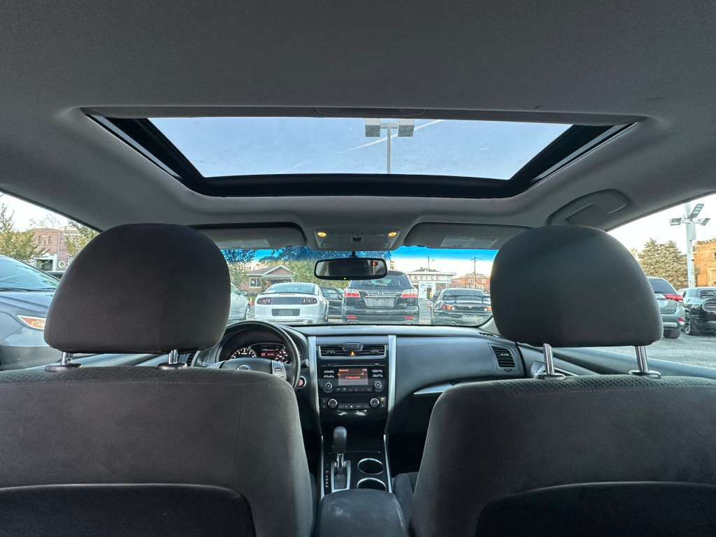 2014 Nissan Altima Image 19