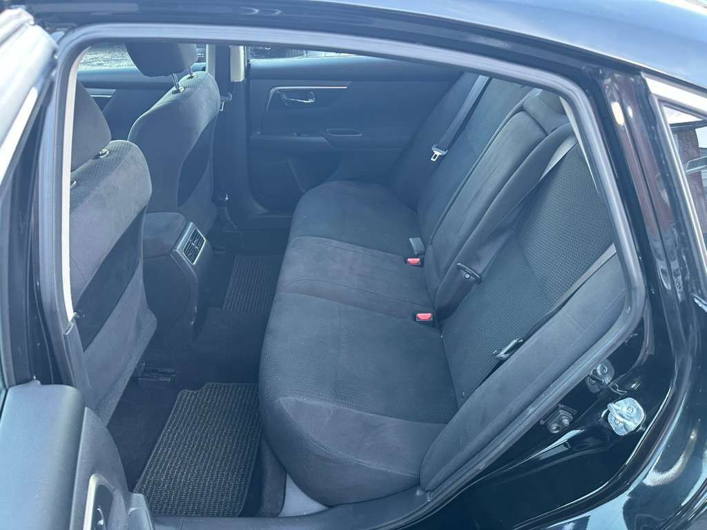 2014 Nissan Altima Image 21