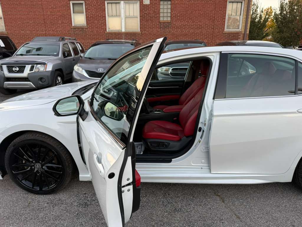 2021 Toyota Camry Image 11