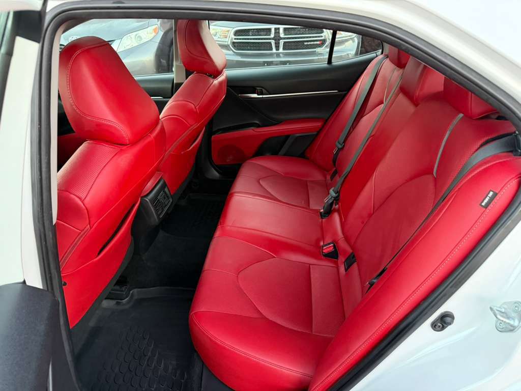 2021 Toyota Camry Image 23