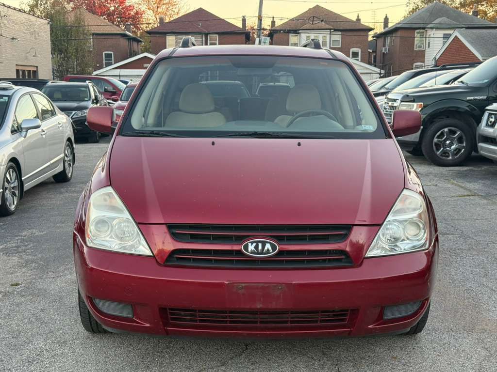 2007 Kia Sedona Image 2