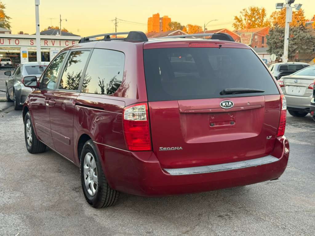 2007 Kia Sedona Image 5