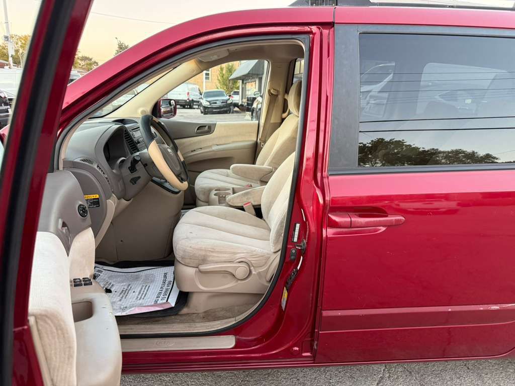2007 Kia Sedona Image 10