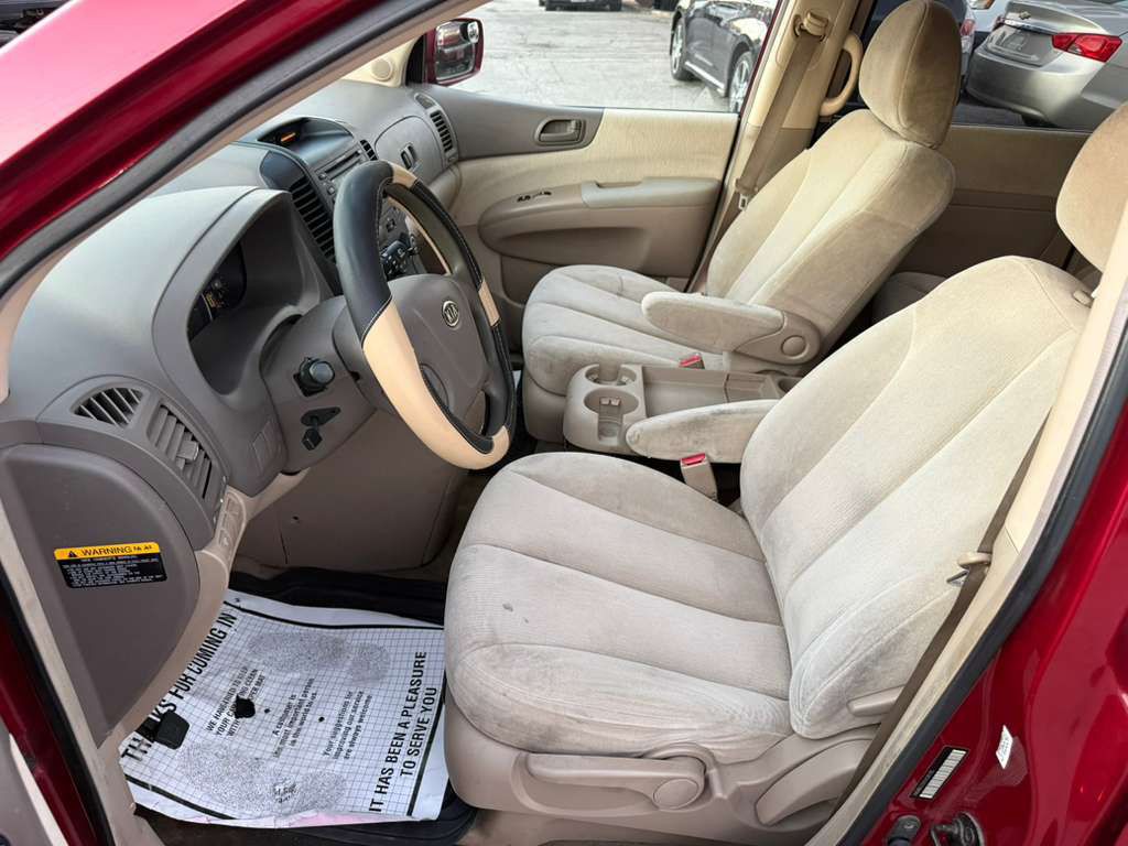 2007 Kia Sedona Image 11