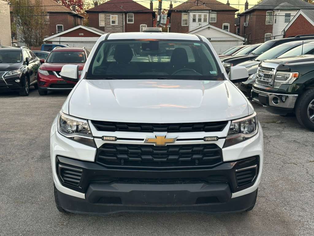 2022 Chevrolet Colorado Image 2