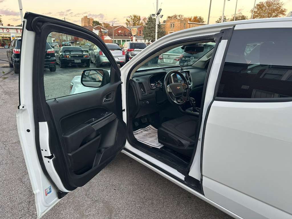 2022 Chevrolet Colorado Image 9