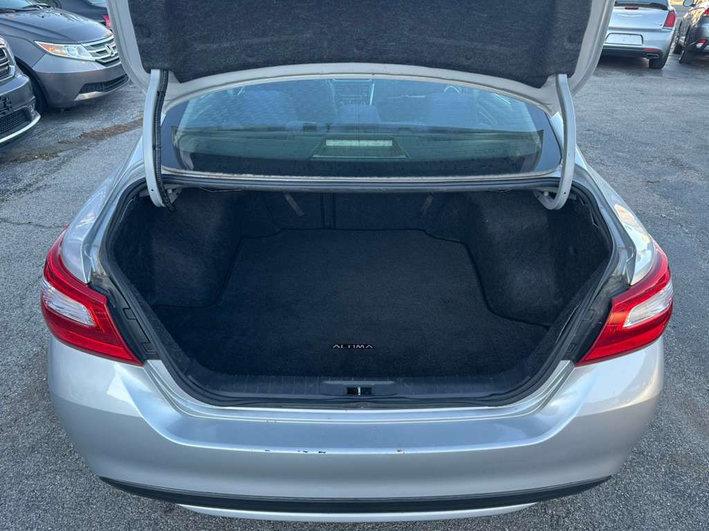 2016 Nissan Altima Image 20