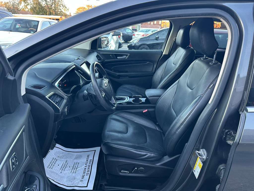 2015 Ford Edge Image 10