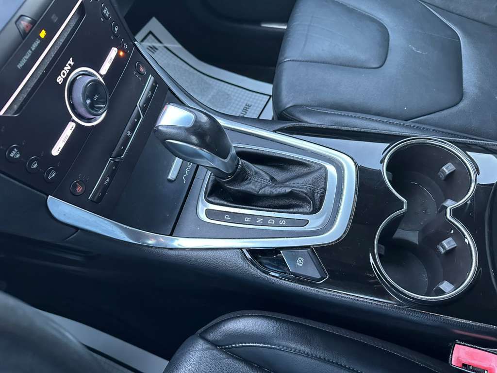 2015 Ford Edge Image 18