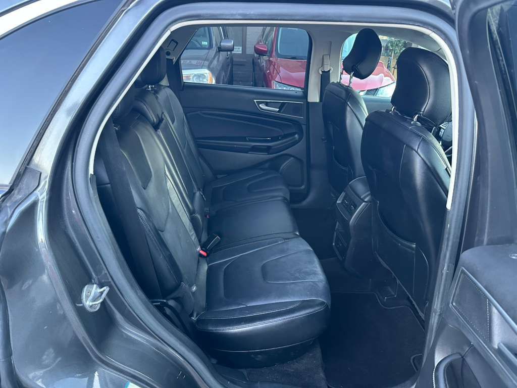 2015 Ford Edge Image 20