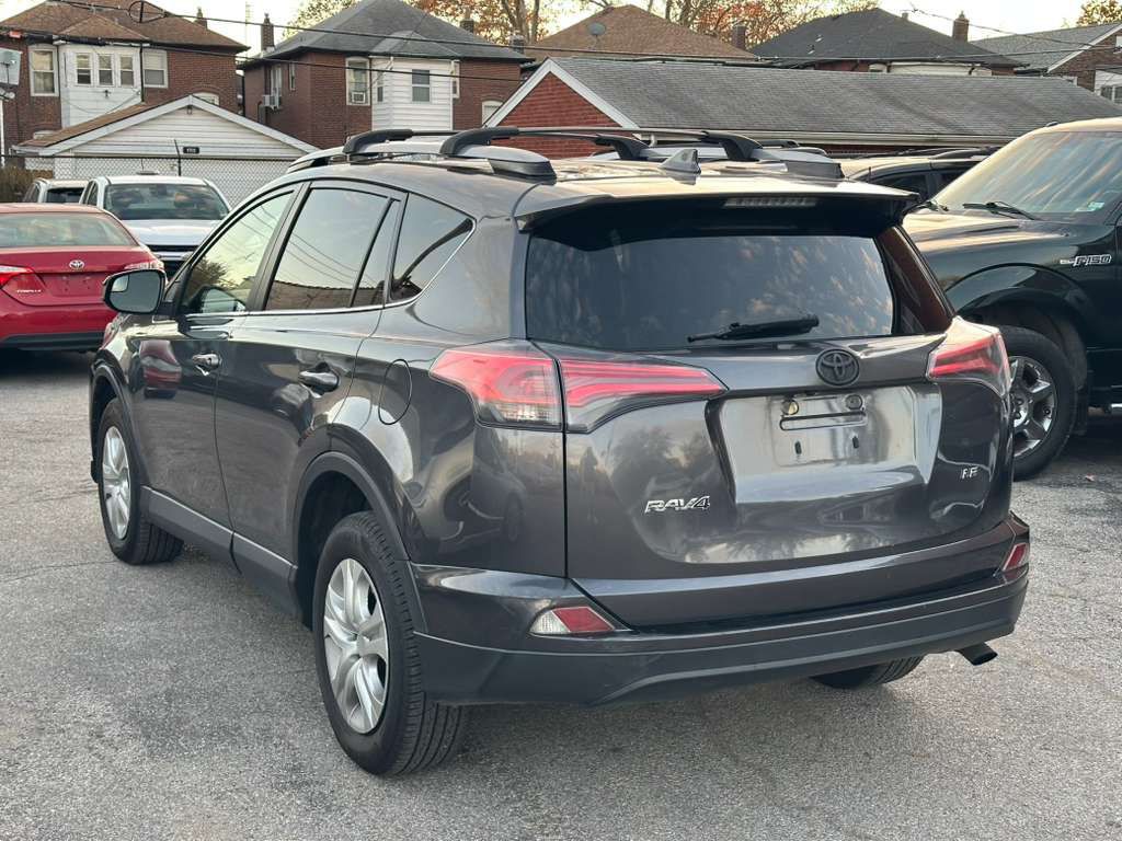 2018 Toyota Rav4 Image 8