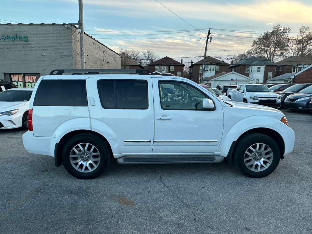 2012 Nissan Pathfinder Image 4