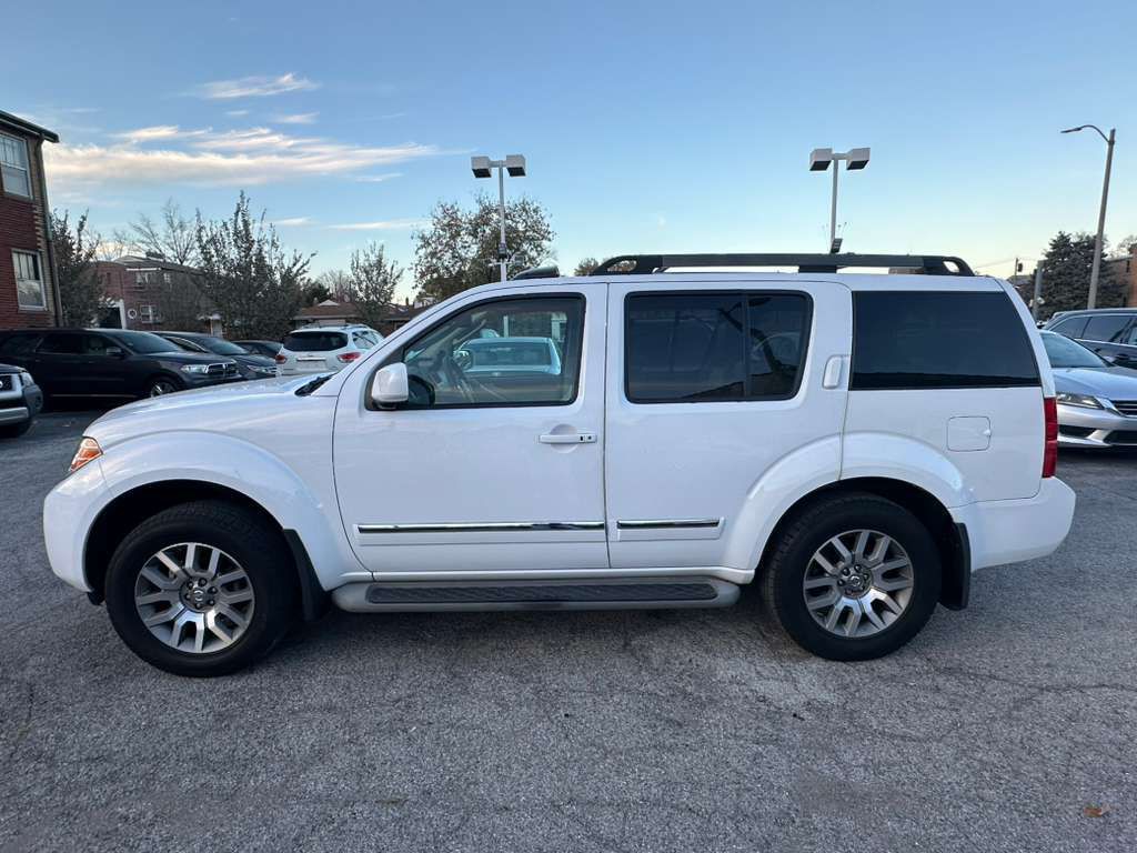 2012 Nissan Pathfinder Image 5