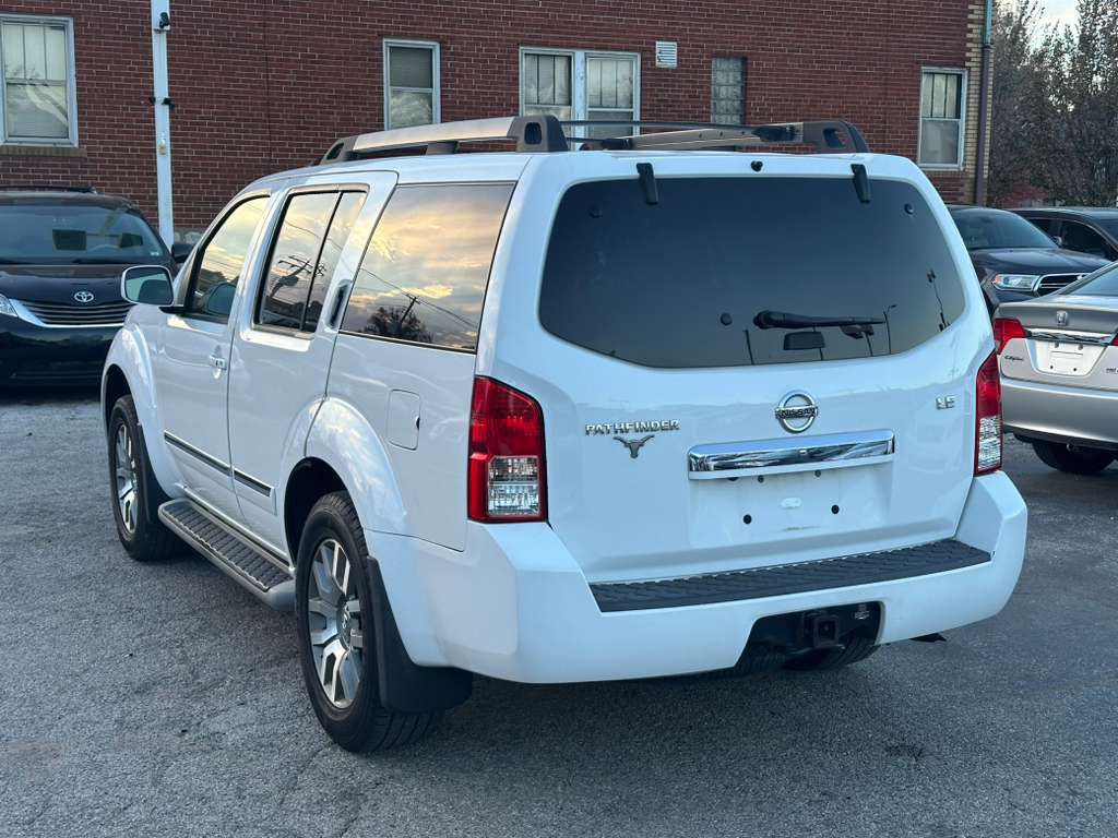 2012 Nissan Pathfinder Image 8