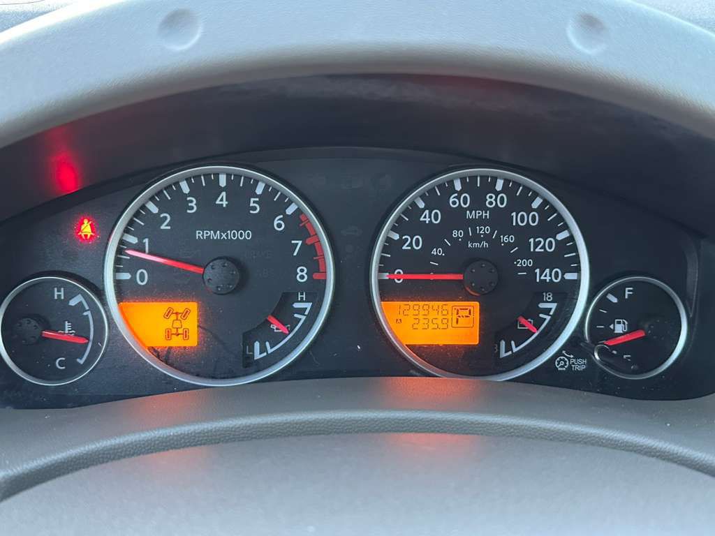 2012 Nissan Pathfinder Image 15