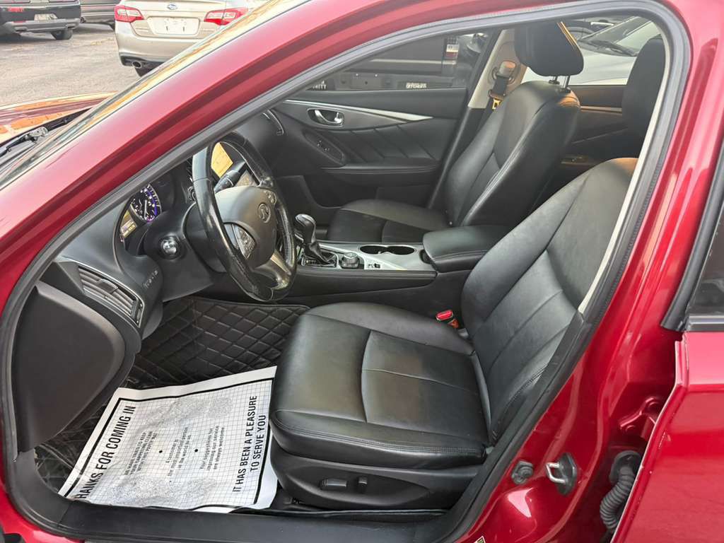 2015 INFINITI Q50 Image 11