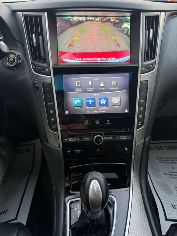 2015 INFINITI Q50 Image 19