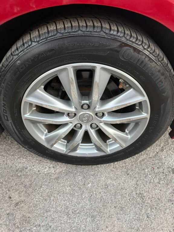 2015 INFINITI Q50 Image 23