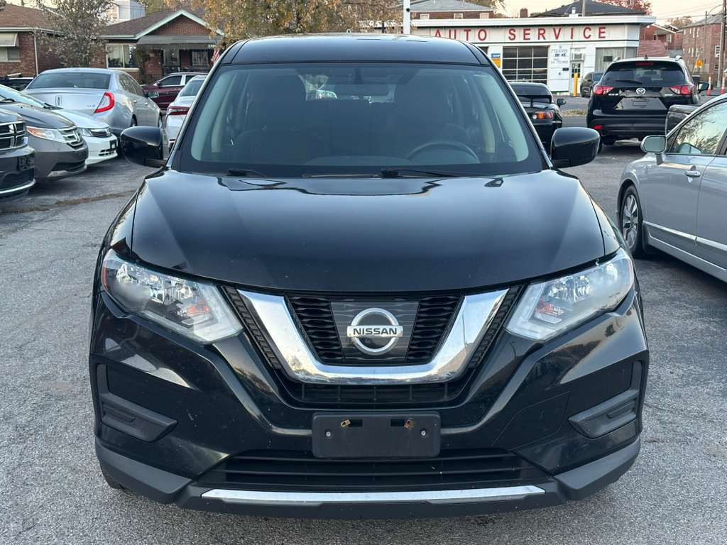 2017 Nissan Rogue Image 2